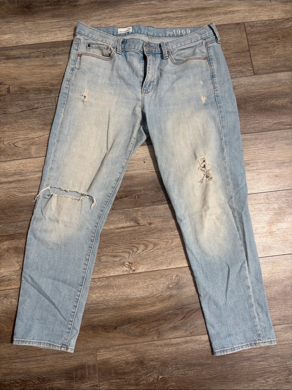 GAP Light Blue Sexy Boyfriend Straight Distressed Jeans